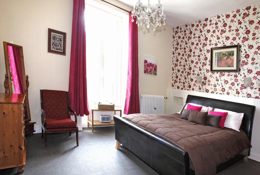 Le Presbytere Bed & Breakfast Saint-Bomer-les-Forges Exterior photo