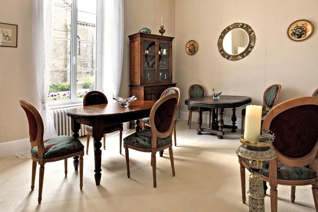 Le Presbytere Bed & Breakfast Saint-Bomer-les-Forges Exterior photo